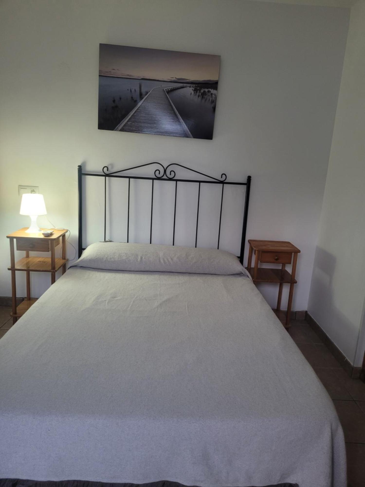 La Llar De Laura Guest House Ел Побленоу дел Делта Екстериор снимка