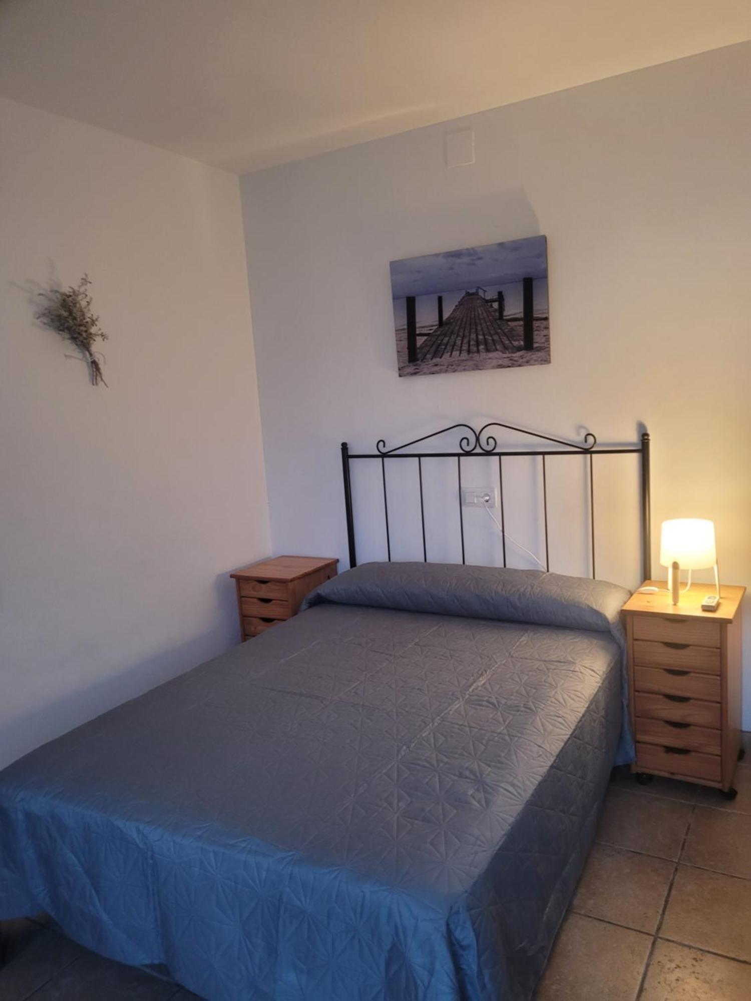 La Llar De Laura Guest House Ел Побленоу дел Делта Екстериор снимка