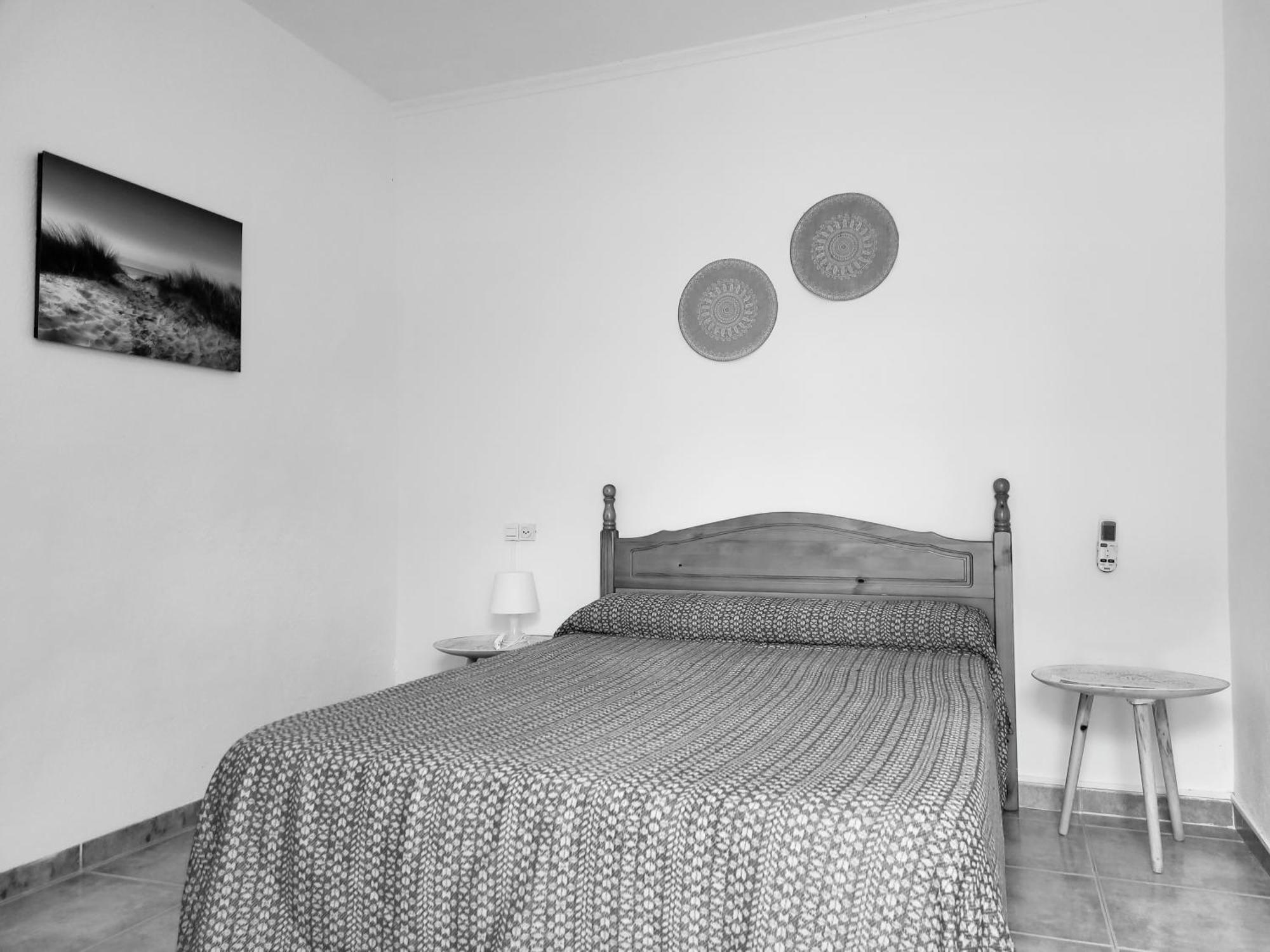 La Llar De Laura Guest House Ел Побленоу дел Делта Екстериор снимка