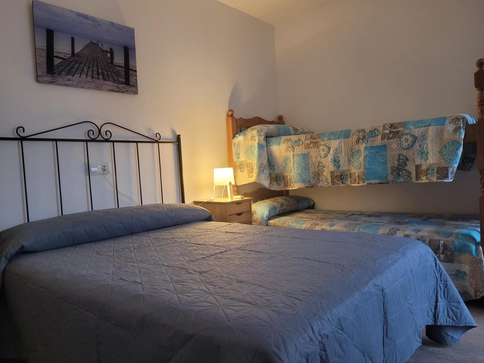 La Llar De Laura Guest House Ел Побленоу дел Делта Екстериор снимка