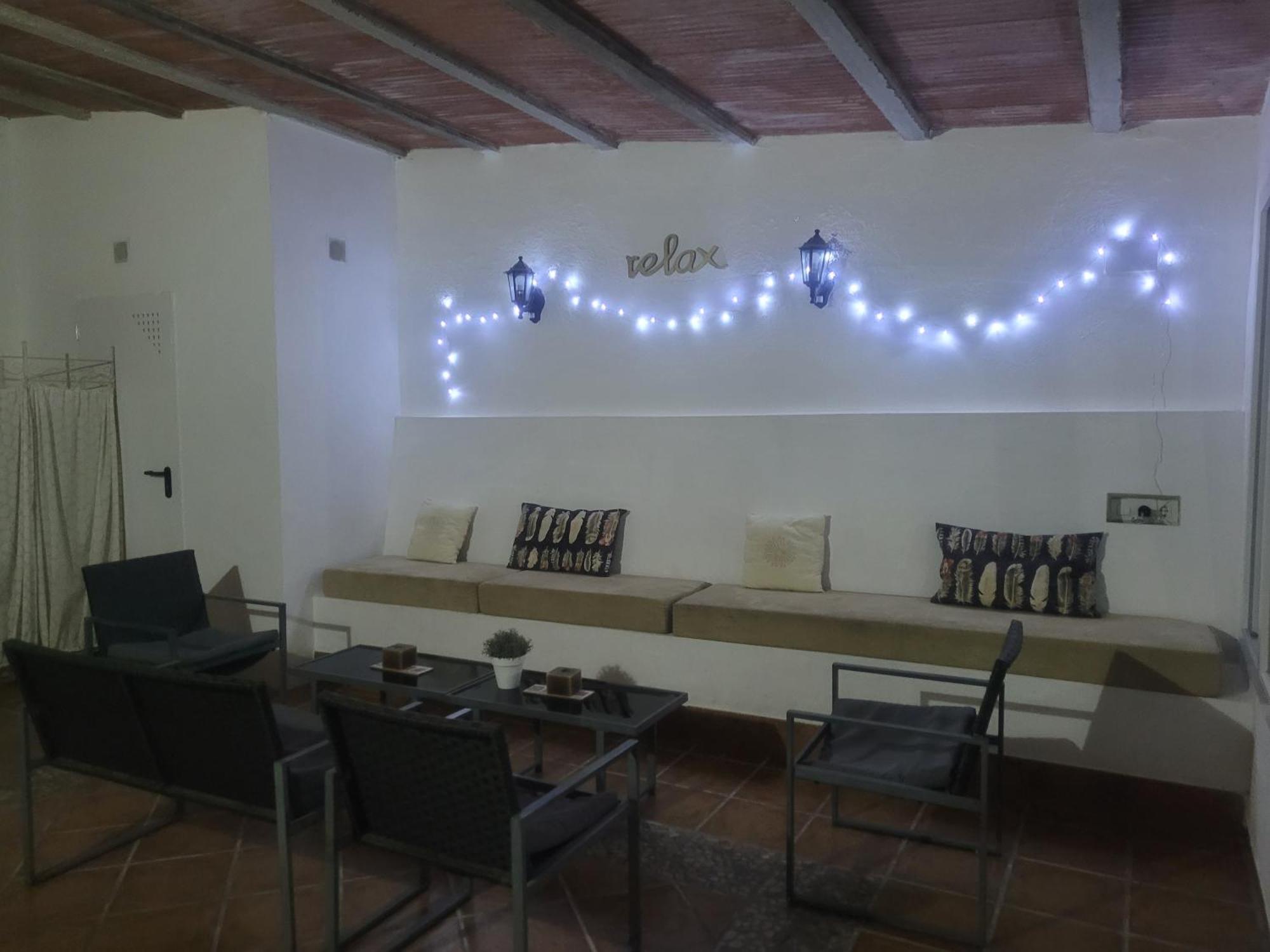 La Llar De Laura Guest House Ел Побленоу дел Делта Екстериор снимка
