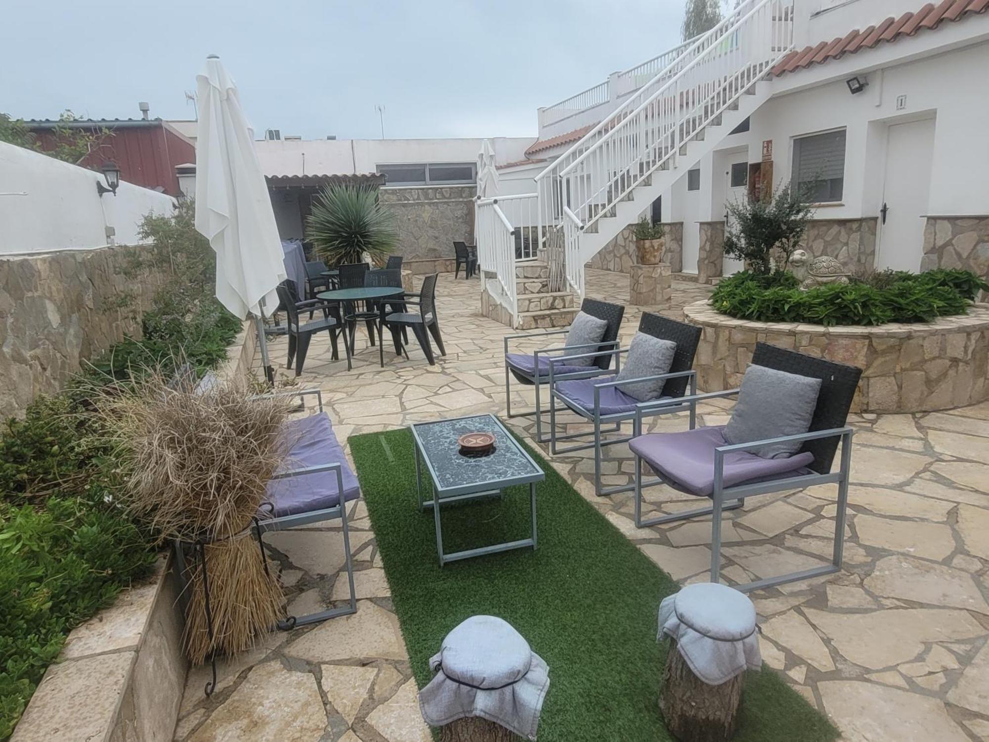 La Llar De Laura Guest House Ел Побленоу дел Делта Екстериор снимка